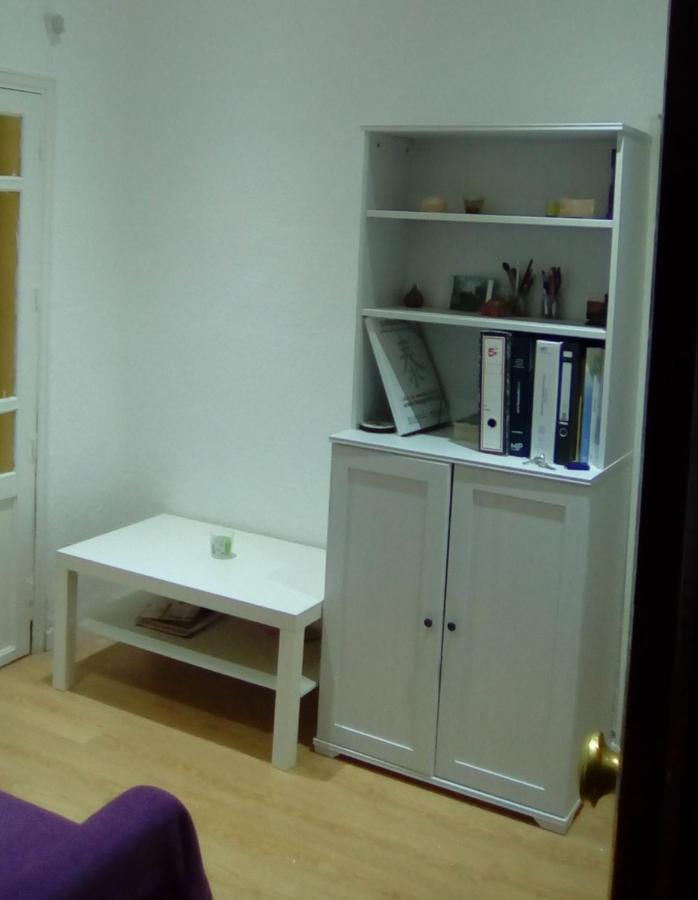 Apartamento En Legazpi De 3 Dormitorios Pequenos Madrid Esterno foto